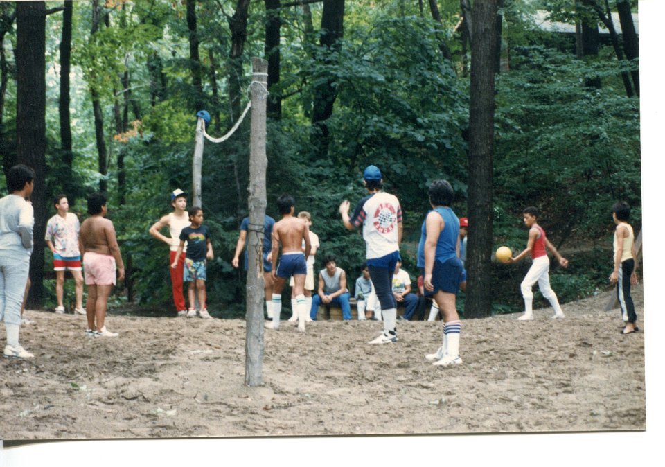 1988 Volleyball -3